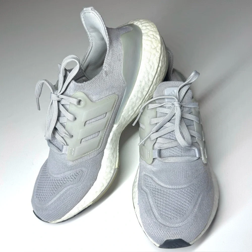 Adidas Men’s Ultraboost Athletic Gray Running Shoes Size- 6.5